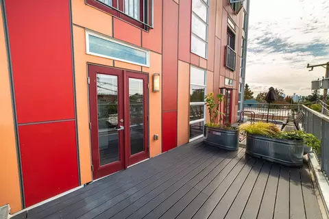 4516 Meridian Ave N, Seattle, WA 98103 photo 17