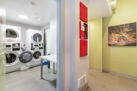 4516 Meridian Ave N, Seattle, WA 98103 photo 88