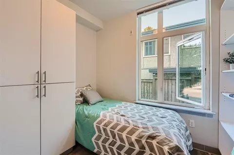 4516 Meridian Ave N, Seattle, WA 98103 photo 20
