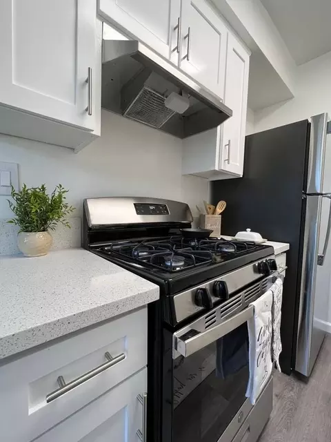 13637 Ruther Ave, South Gate, CA 90280