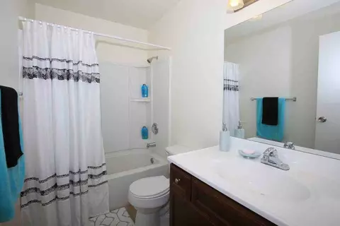 7614 Parkway Dr, La Mesa, CA 91942