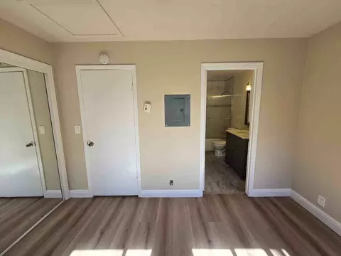 680 Morse Ave, Sunnyvale, CA 94085 photo 9