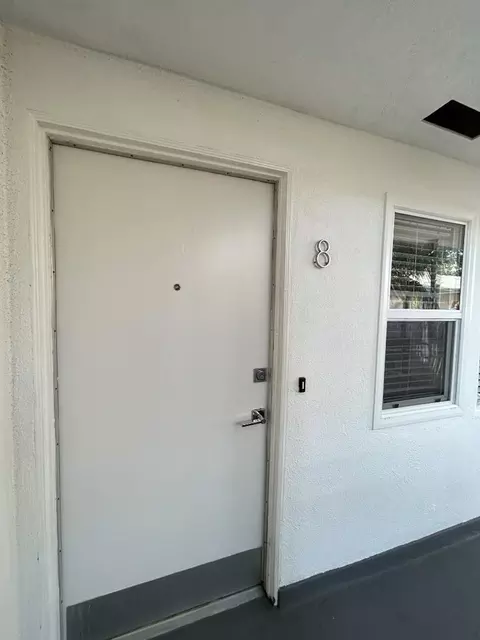 1275 E 2nd St, Long Beach, CA 90802