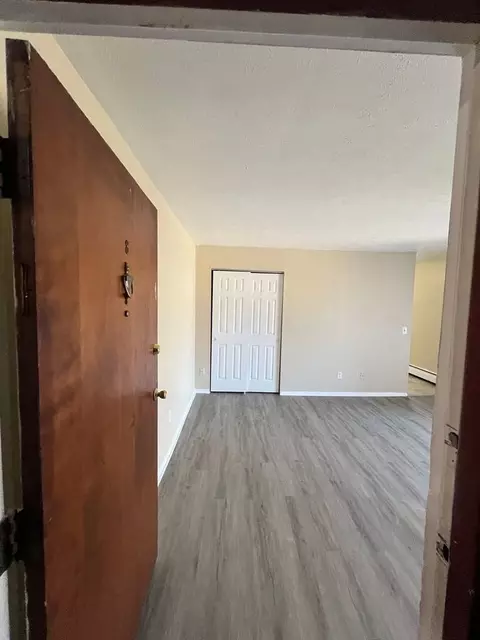 2459 Montana Ave, Cincinnati, OH 45211