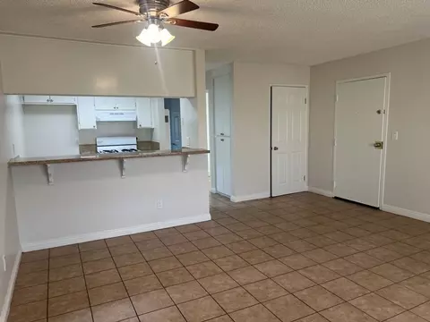 15240 Nordhoff St, Los Angeles, CA 91343