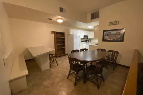 316 The Bayshore, Madison, WI 53703