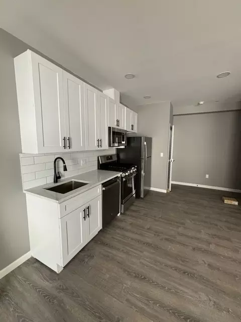 37 Center St, New Haven, CT 06510