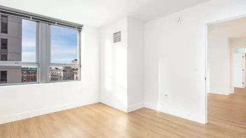 660 Washington St, Boston, MA 02111 photo 31