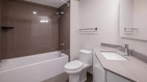 660 Washington St, Boston, MA 02111 photo 3