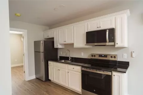 145 King St, Boscawen, NH 03303