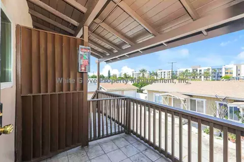 136 E Ash Ave, Fullerton, CA 92832 photo 2