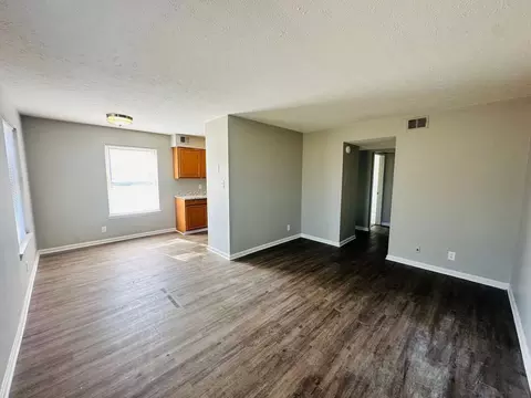 4216 Billtown Rd, Louisville, KY 40299