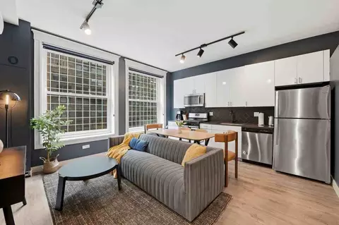 417 S Dearborn St, Chicago, IL 60605