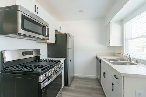 3537 Clarington Ave, Los Angeles, CA 90034