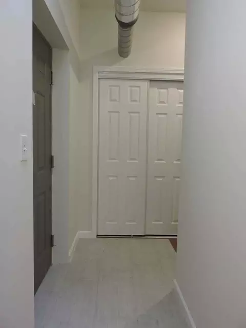 309 Sycamore St, Cincinnati, OH 45202