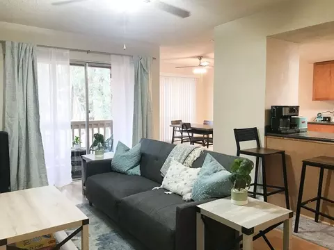 1810 NW 23rd Blvd, Gainesville, FL 32605