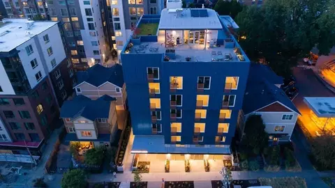 838 NE 66th St, Seattle, WA 98115