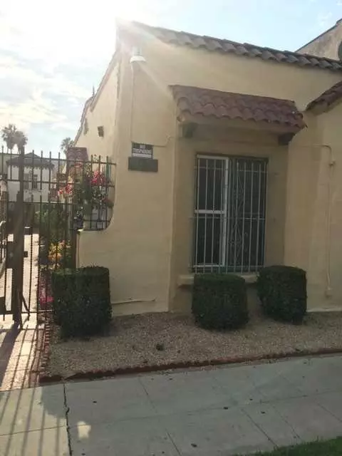 2620 West Blvd, Los Angeles, CA 90016