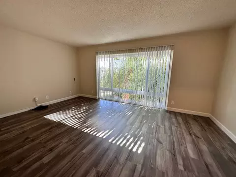 390 N Winchester Blvd, Santa Clara, CA 95050