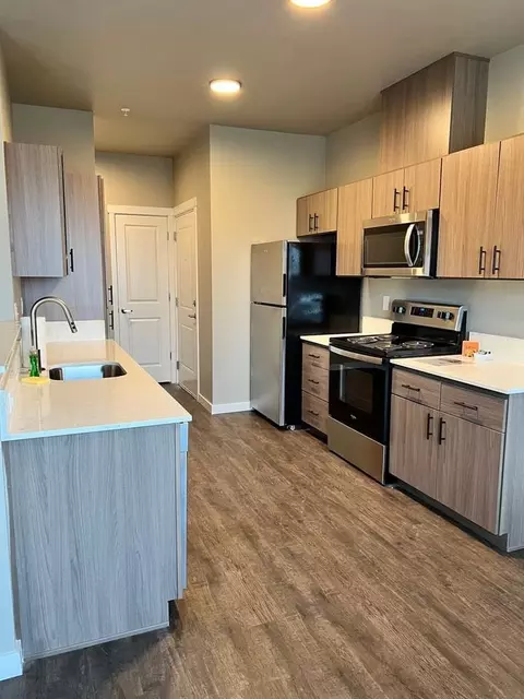 225 Timber Ridge St SE, Albany, OR 97322