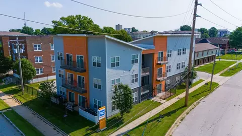 405 E Madison St, Springfield, MO 65806 photo 2