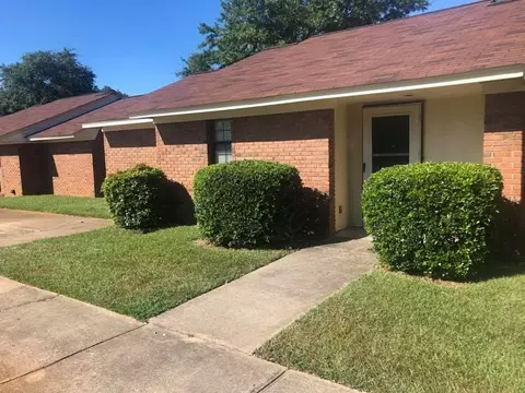 1501 Green St, Warner Robins, GA 31093