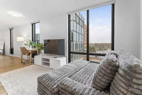 120 Kingston St, Boston, MA 02111