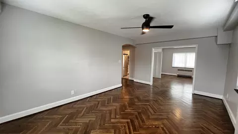 2645 Erie Ave, Cincinnati, OH 45208
