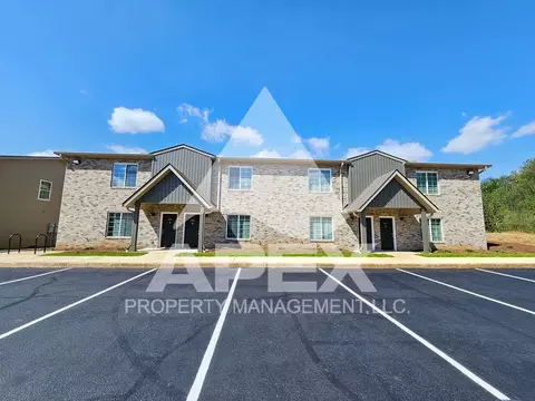 1540 E Old Topside Rd, Louisville, TN 37777