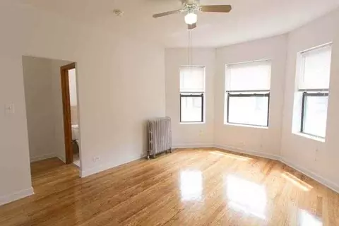5415 S Woodlawn Ave, Chicago, IL 60615