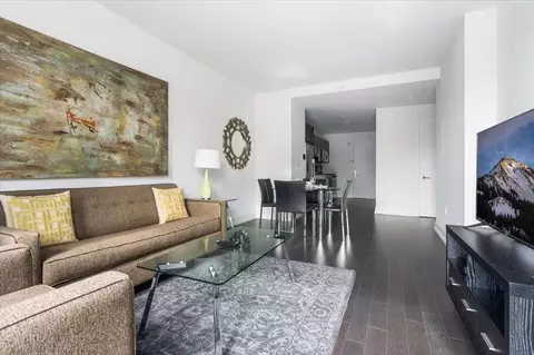 200 E 11th St, New York, NY 10003