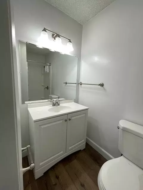 15925 Victory Blvd, Los Angeles, CA 91406 photo 36