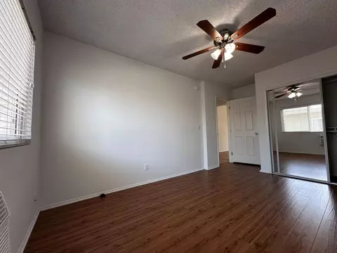 15925 Victory Blvd, Los Angeles, CA 91406 photo 16