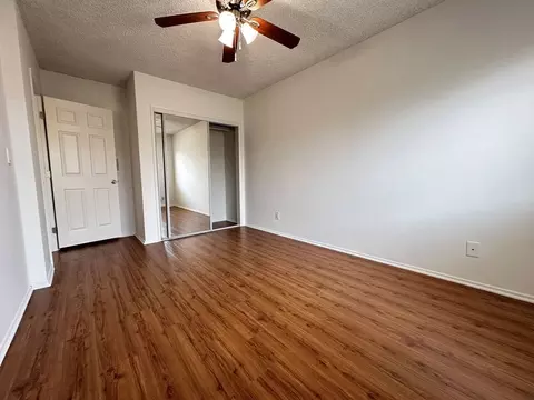 15925 Victory Blvd, Los Angeles, CA 91406 photo 15
