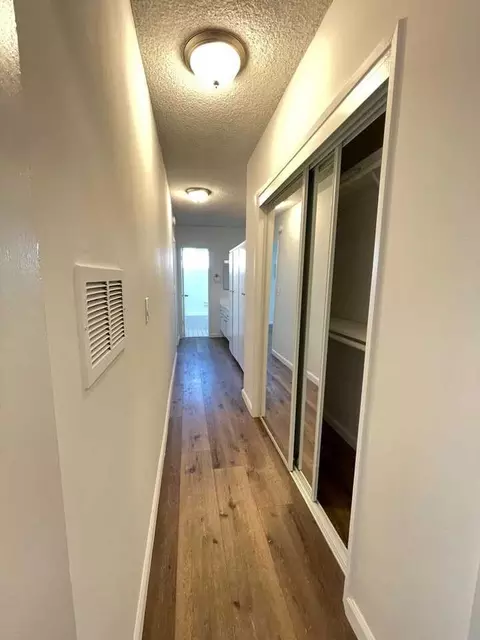 15925 Victory Blvd, Los Angeles, CA 91406 photo 37