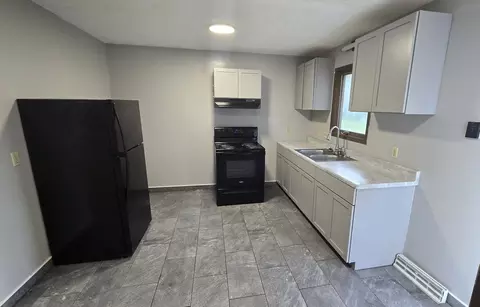 1151 1153 Oleson Rd, Waterloo, IA 50702