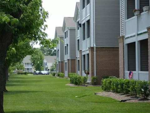 232 W Gilbert St, Hampton, VA 23669 photo 2