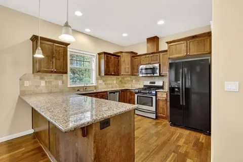 308 SW Eastman Pkwy, Gresham, OR 97080