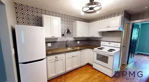 326 E Hillsdale St, Lansing, MI 48933