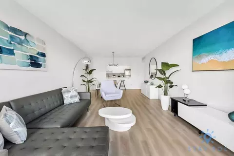 Collins Ave, North Miami Beach, FL 33160