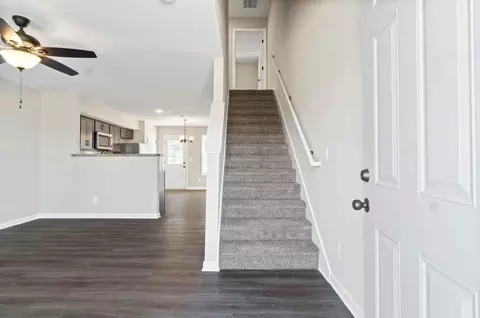 1111 Ziva Ln, Clarksville, TN 37040