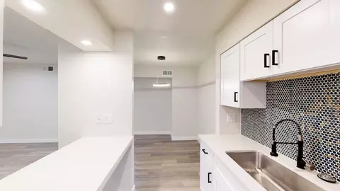 1621 W Denton Ln, Phoenix, AZ 85015