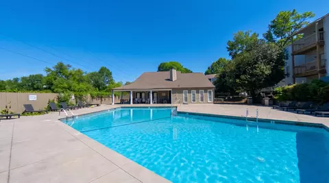 2728 Commonwealth Ave, Charlotte, NC 28205