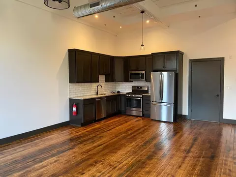 651 N 13th St, Easton, PA 18042