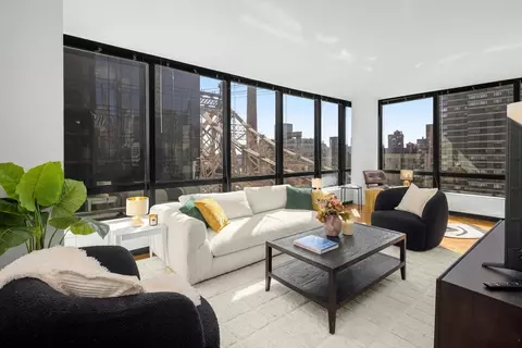 420 E 61st St, New York, NY 10065