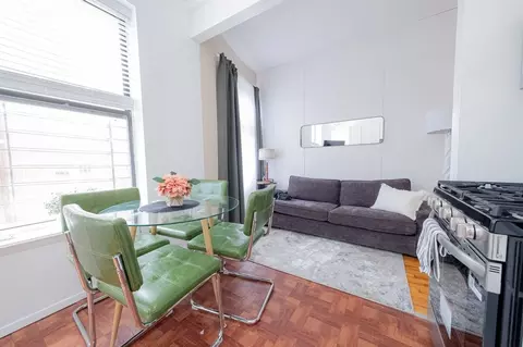 200 E 11th St, New York, NY 10003