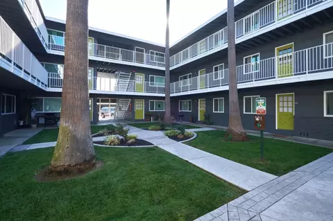 1845 S Bascom Ave, Campbell, CA 95008