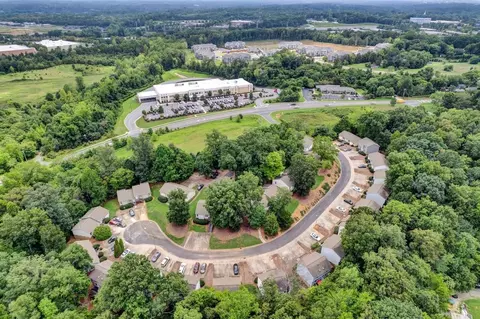 White Oak Ln, Kannapolis, NC 28083