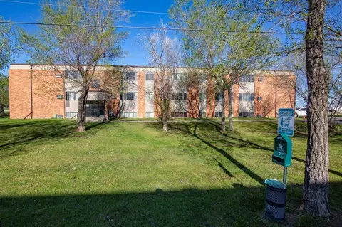 1124 5th Ave SE, Devils Lake, ND 58301 photo 32