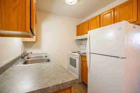 1124 5th Ave SE, Devils Lake, ND 58301 photo 4